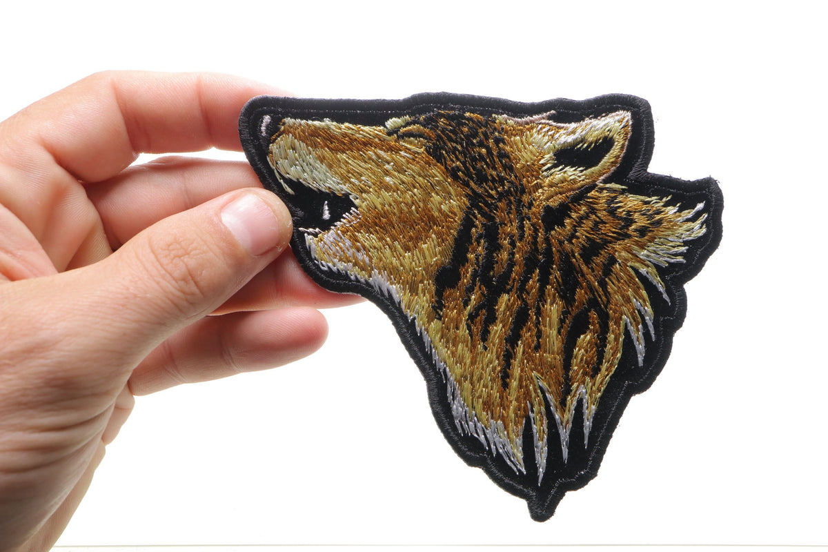 Howling Wolf Embroidered Patch stitching detail