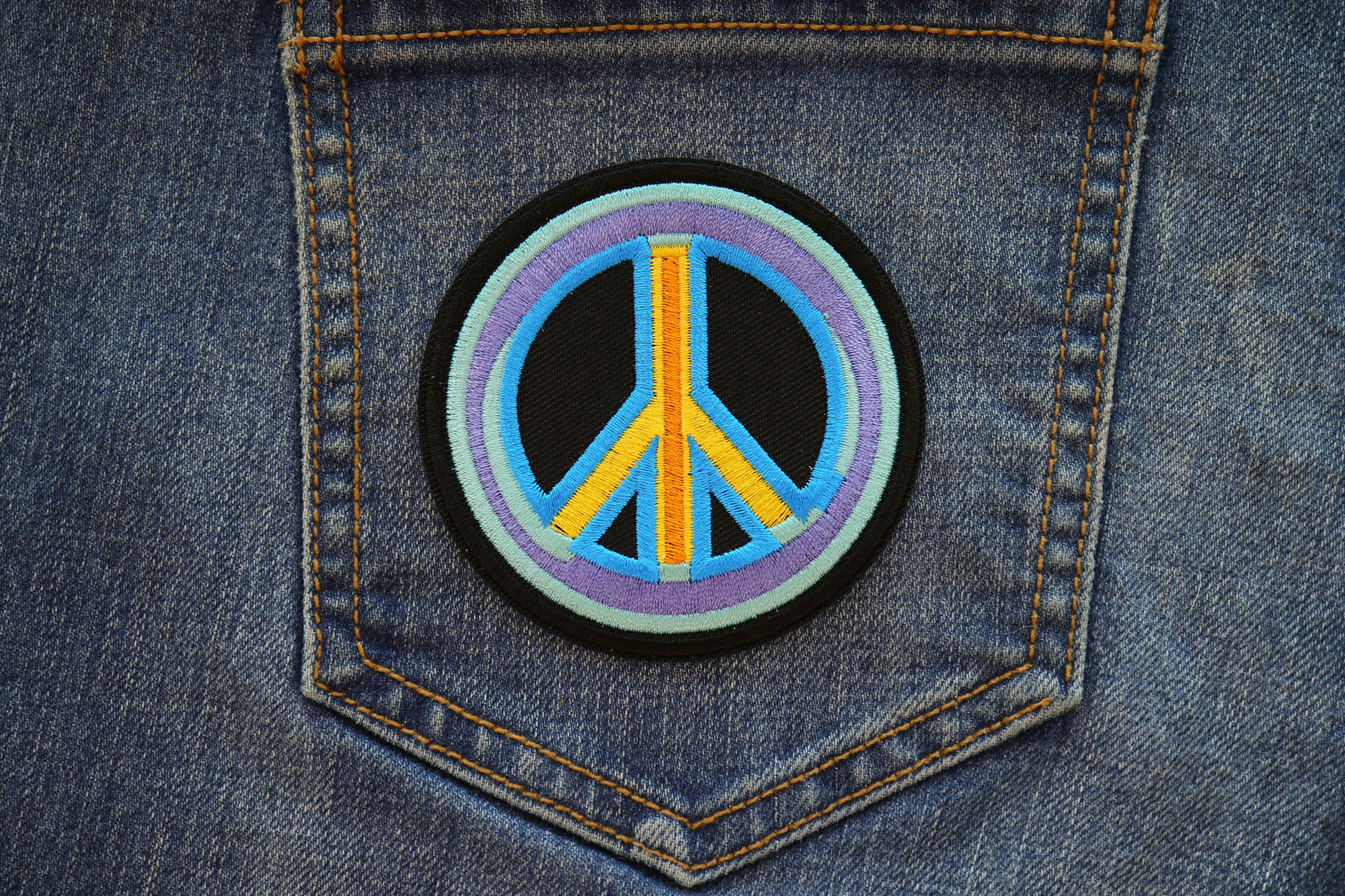 Peace Arrow Iron-On Patch - Symbol of Harmony and Positive Vibes (  3.5 x 2.5 inches )