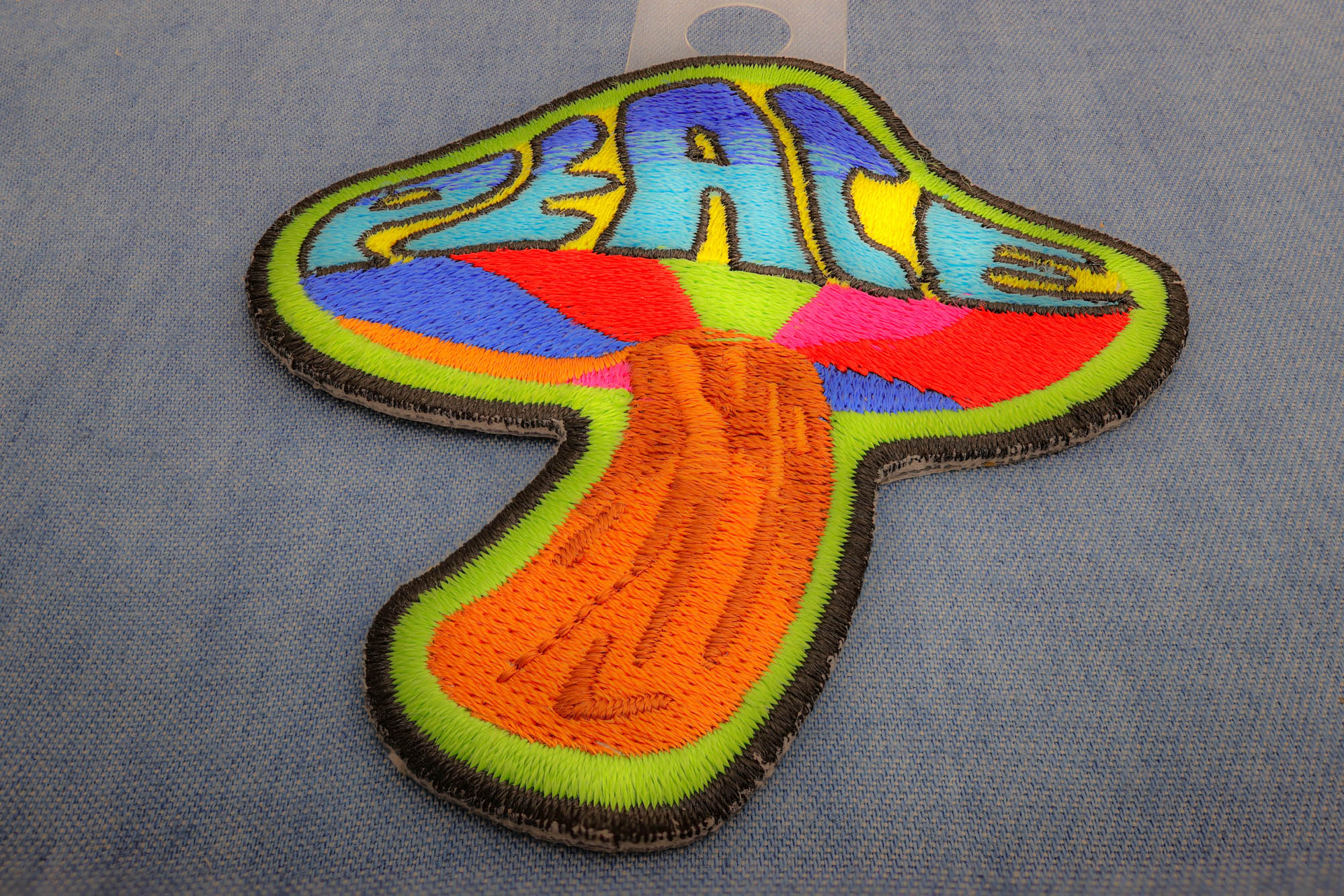 Peace Mushroom Iron-On Patch - Psychedelic Hippie Design for Retro Vibes (   4 x 3 inch )