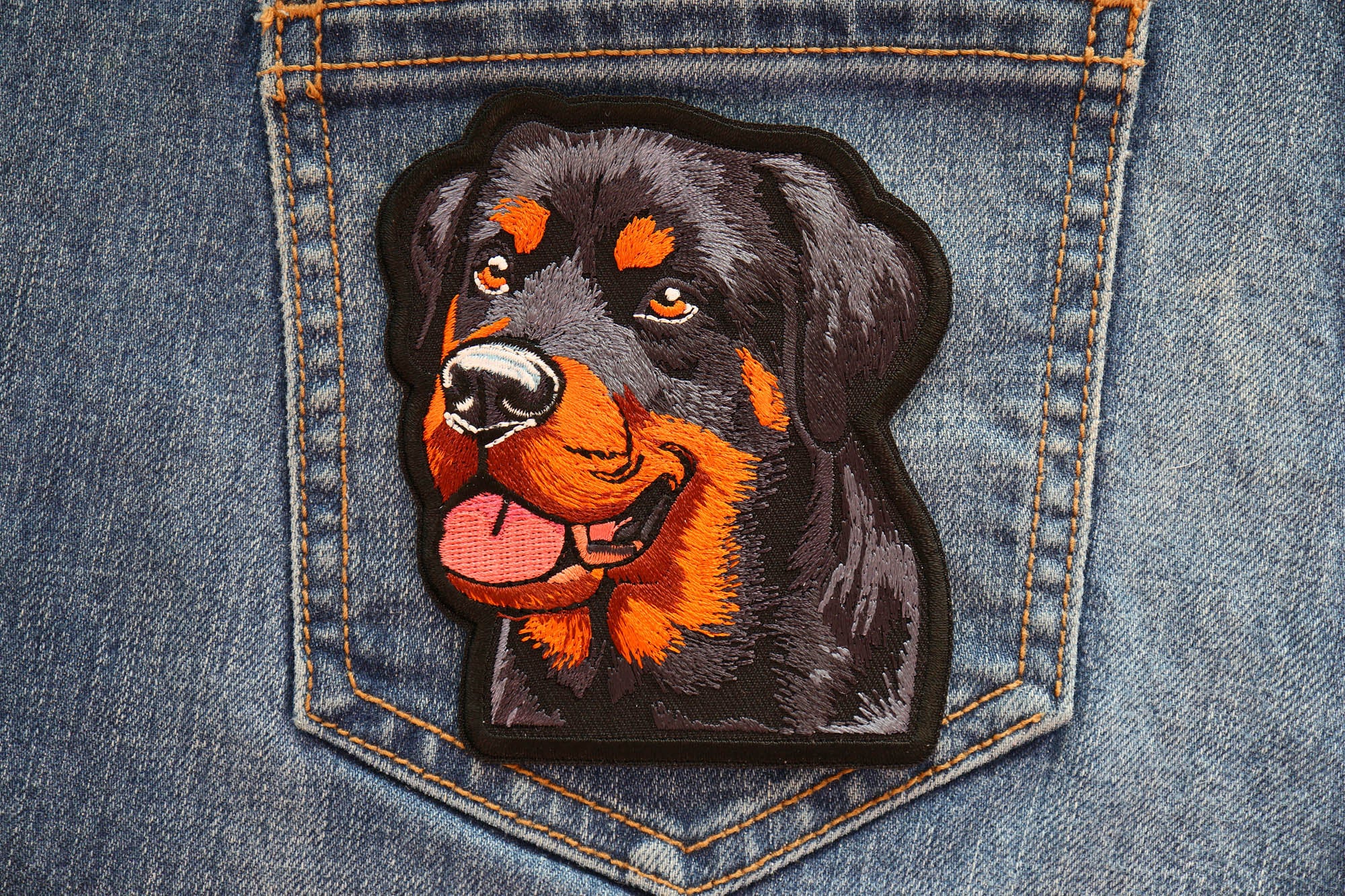 Rottweiler dog embroidery patch Rottweiler with this Iron-On Patch ( 4 x 5 inches )