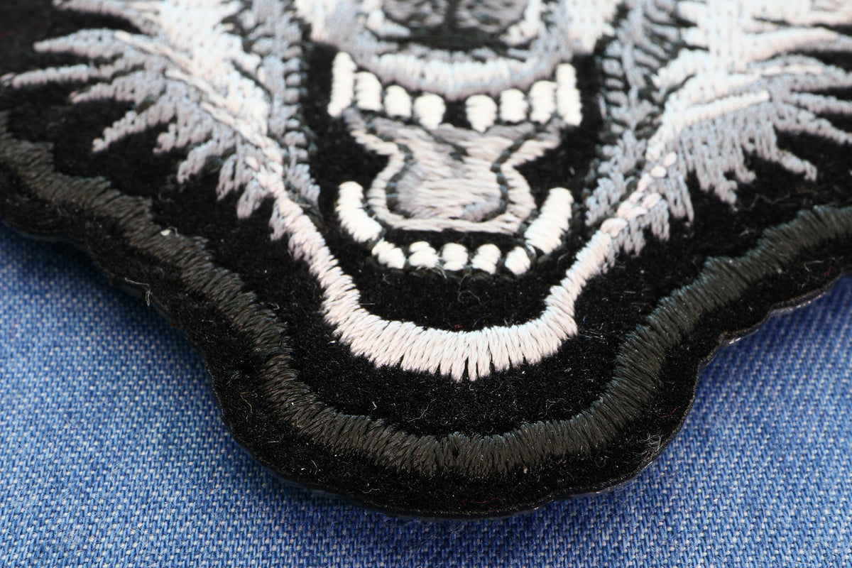 Wild Snarling Wolf Embroidered Patch stitching detail
