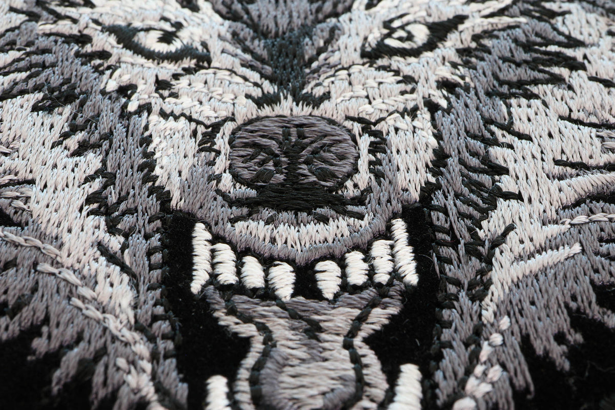 Wild Snarling Wolf Embroidered Patch additional product view